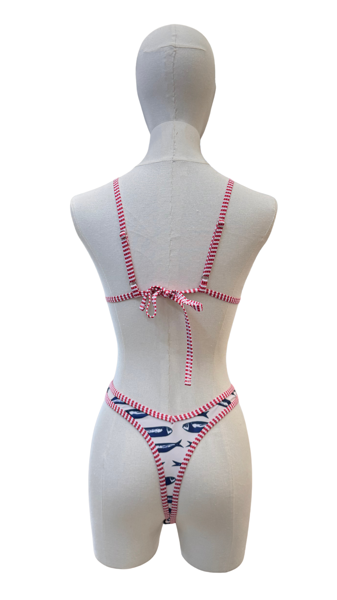 Set bikini estampado de peces de tanga