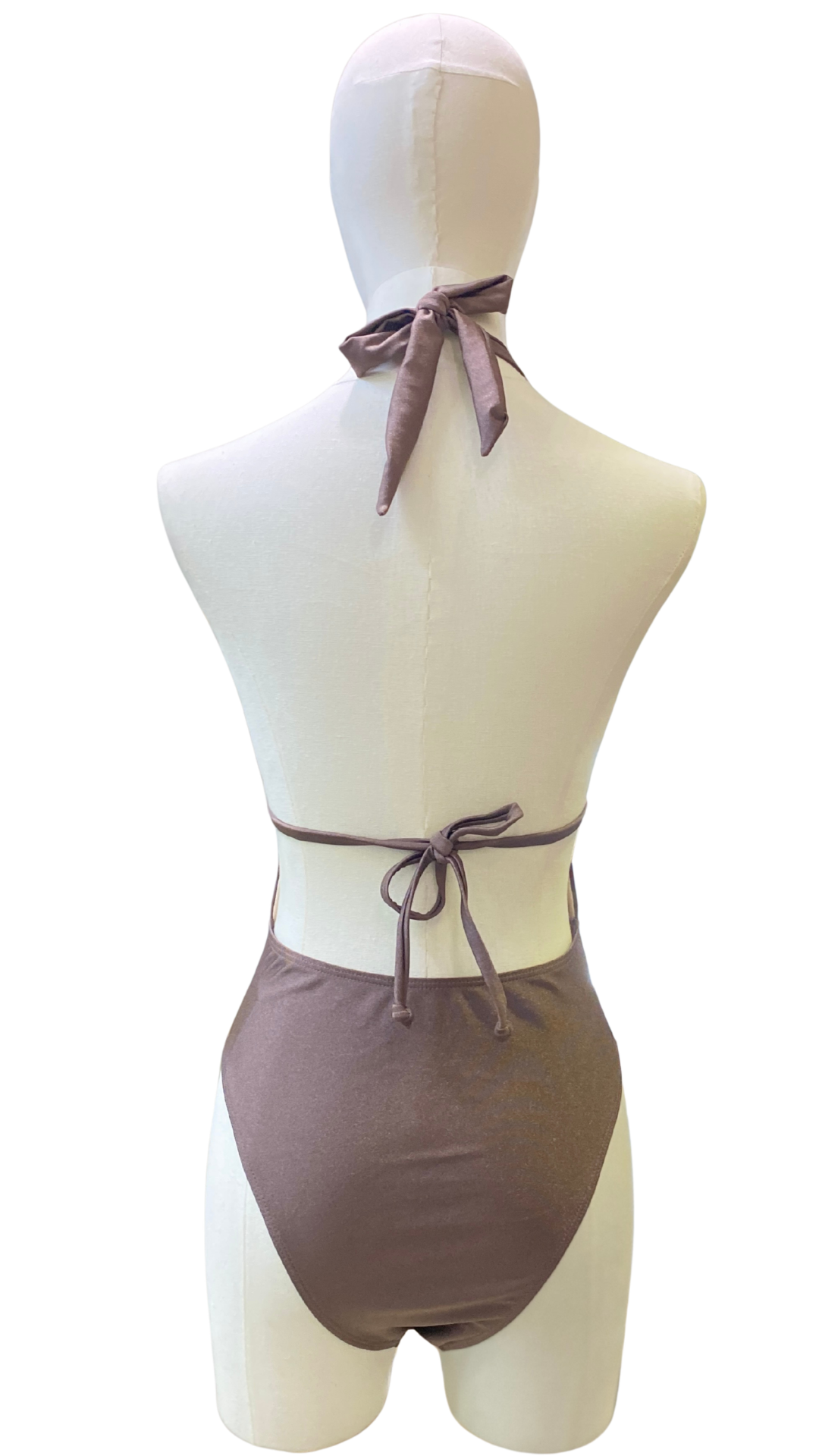 Trikini + pareo corto con lentejuelas