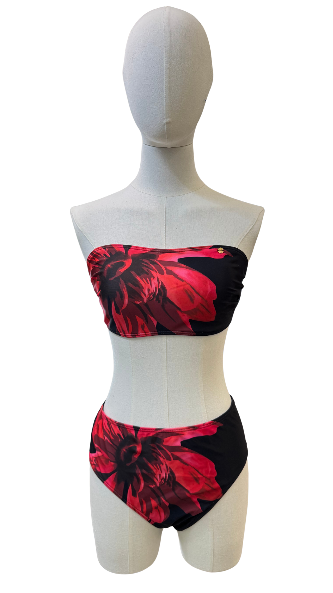 Set bikini strapless de tiro alto + pareo largo
