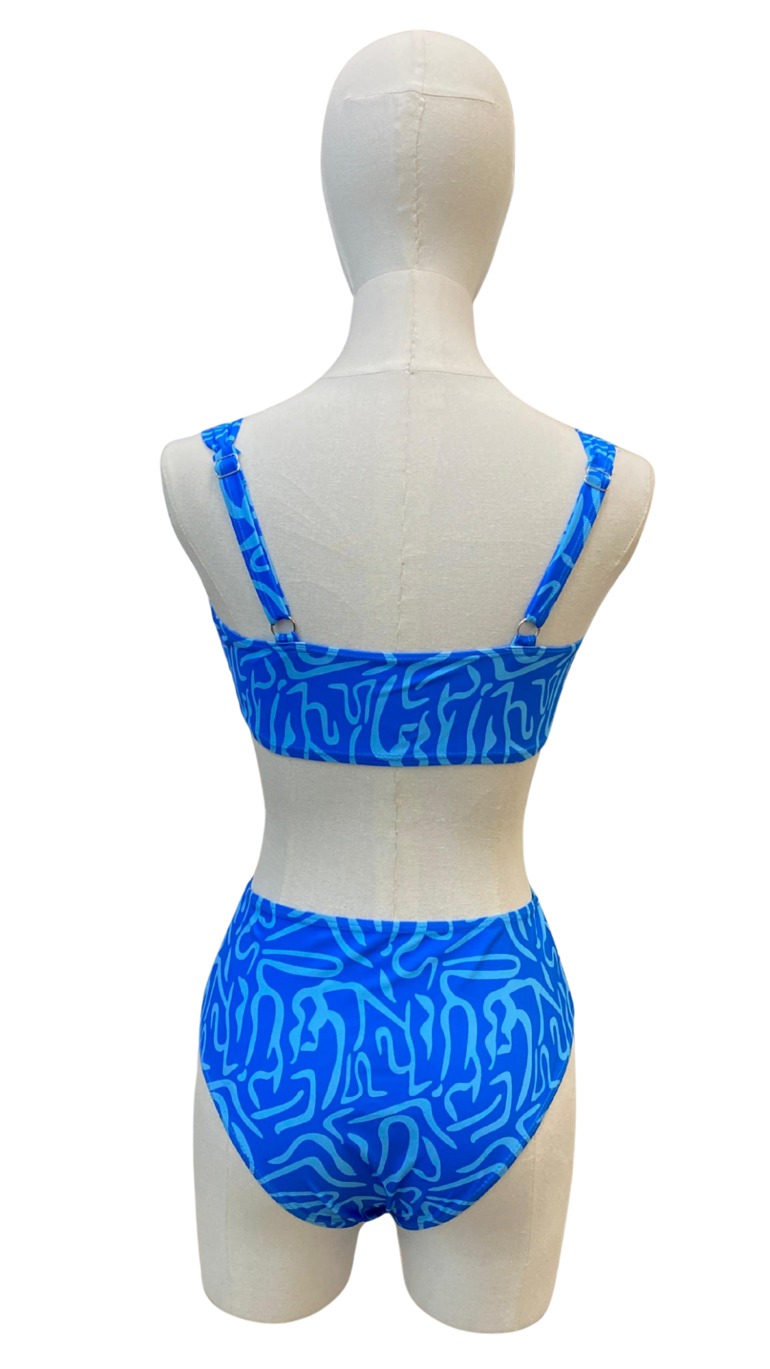 Set bikini tiro alto con estampado asimétrico