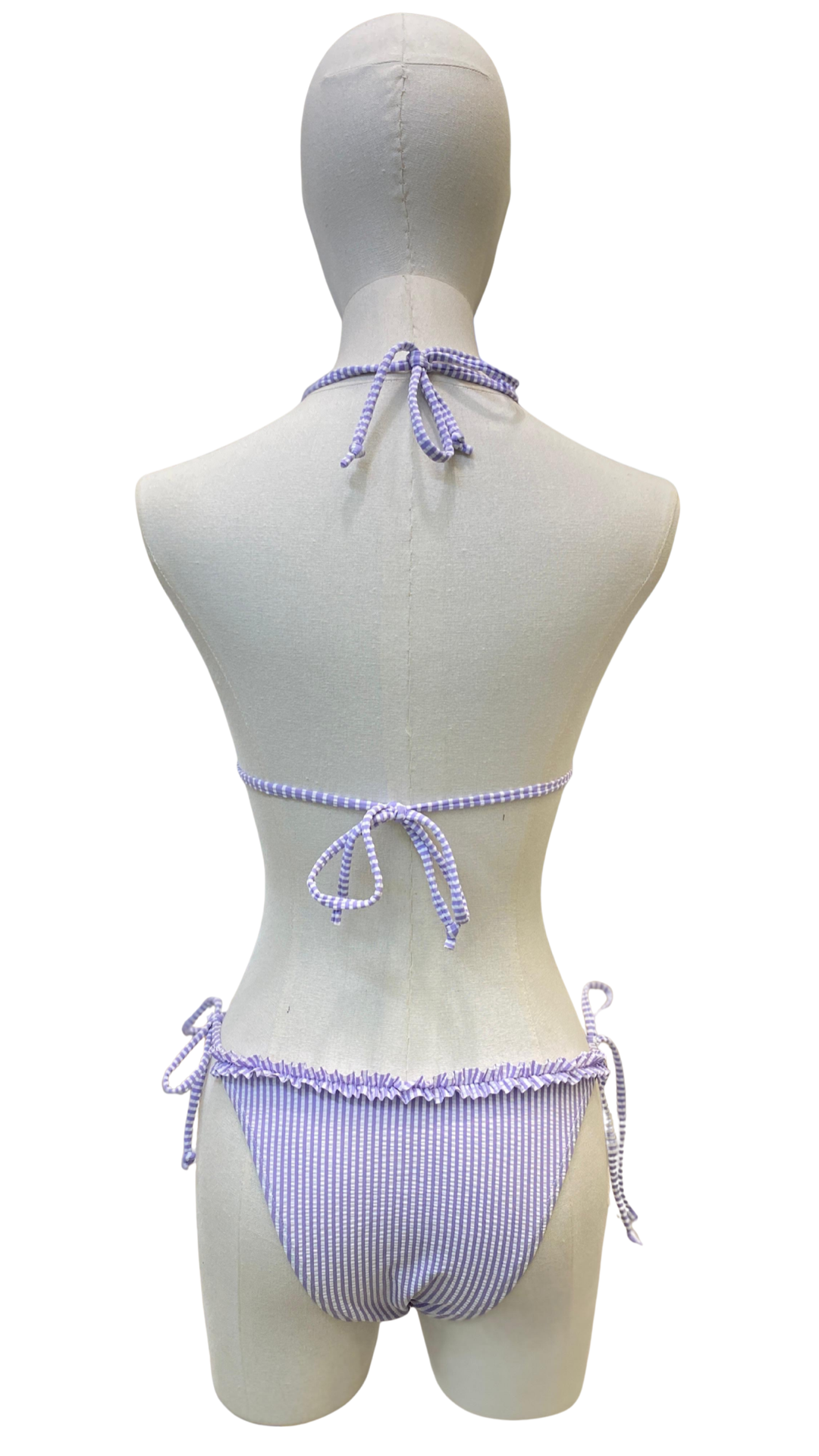 Set bikini completa ajustable con detalle fruncido