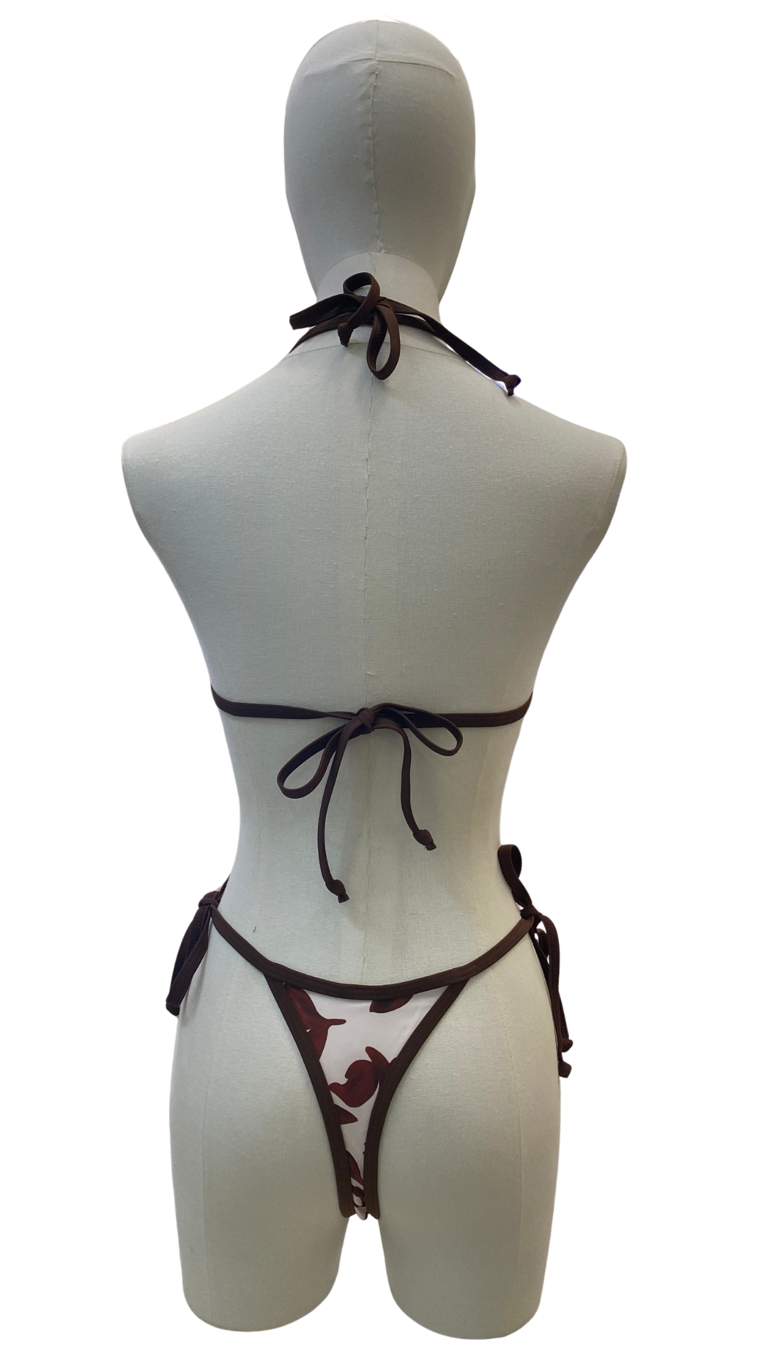 Set bikini completamente ajustable de tanga con cuentas colgantes