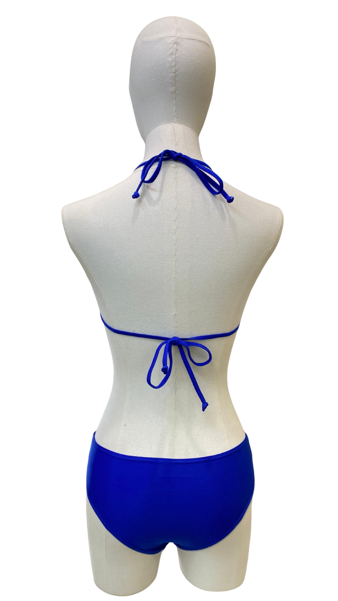 Set bikini de triángulo de tiro alto + pareo corto