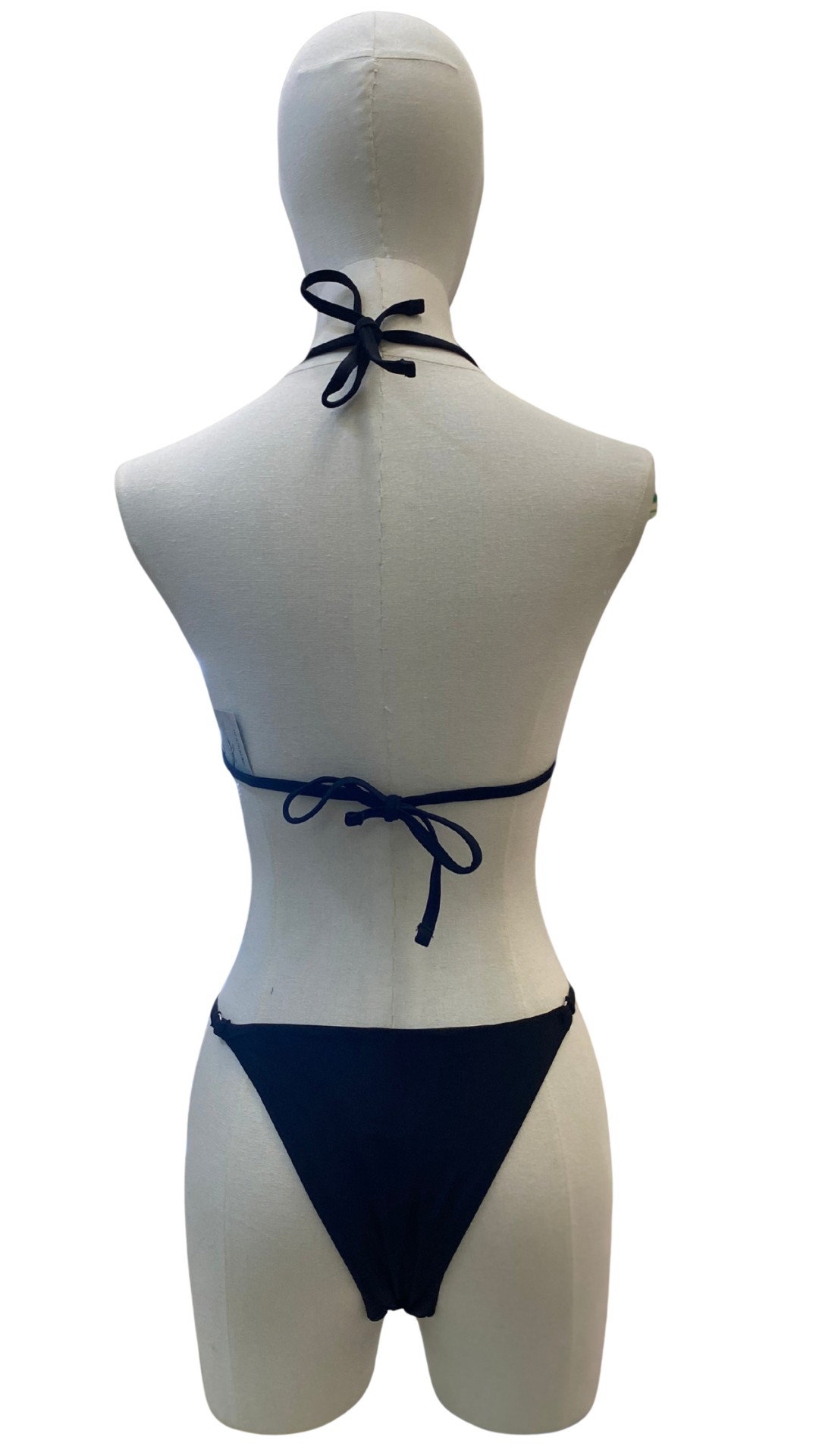 Set bikini con cuentas + pareo corto con flecos