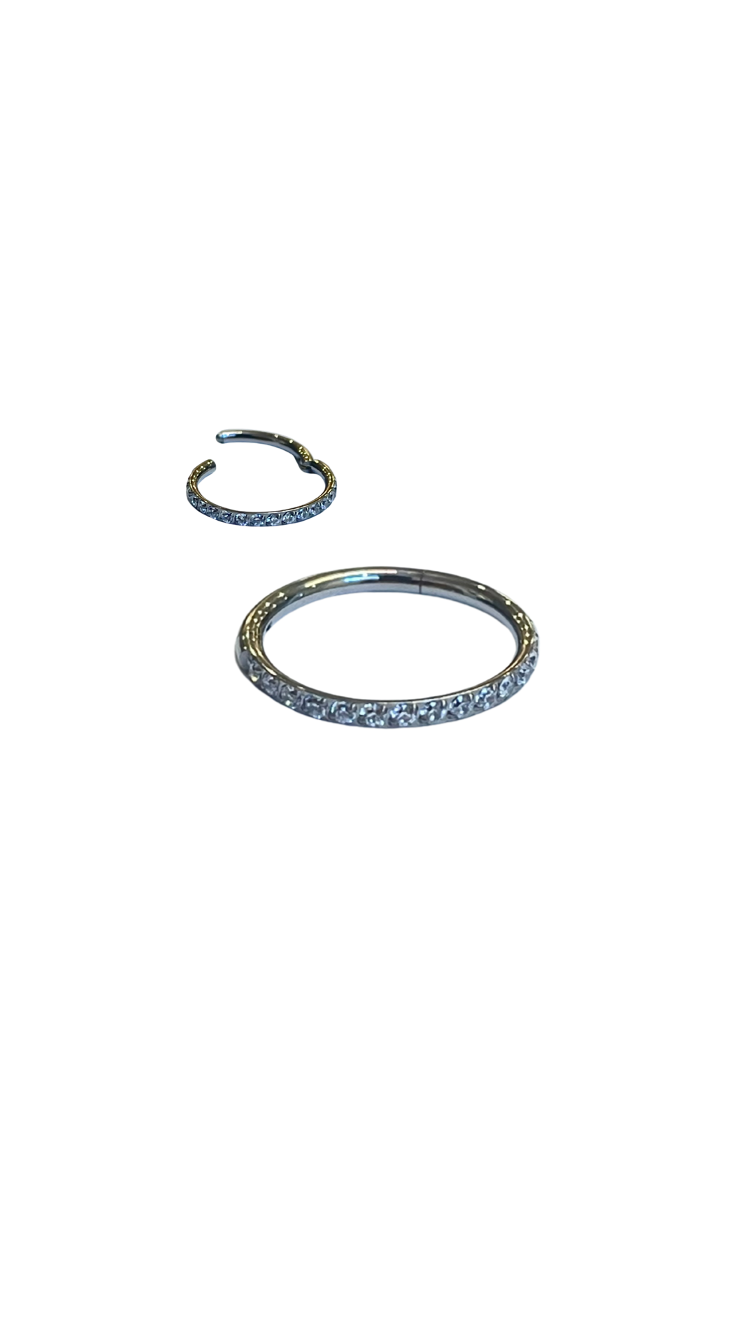 Argolla infinita con zirconia de titanio