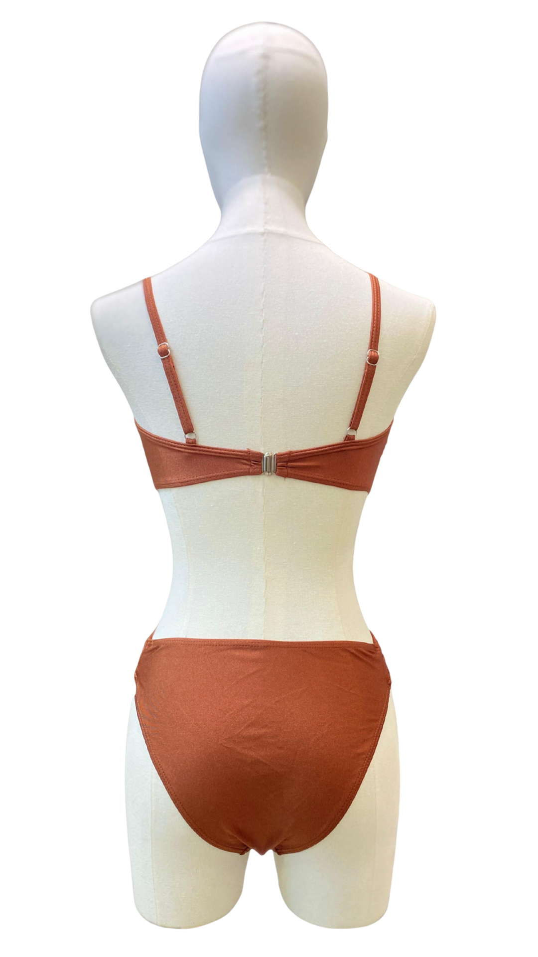 Set bikini de tiro medio con top en U