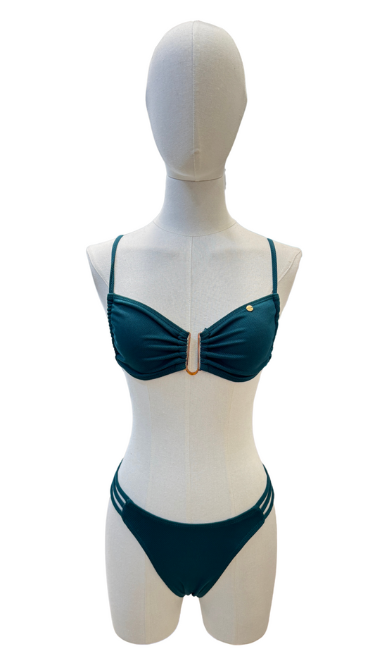 Set bikini con detalle en U