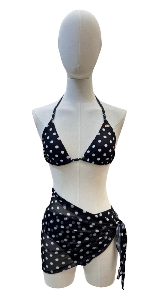 Set bikini tiro alto polka dots + pareo corto