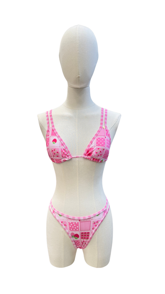 Set bikini estampado de fresas