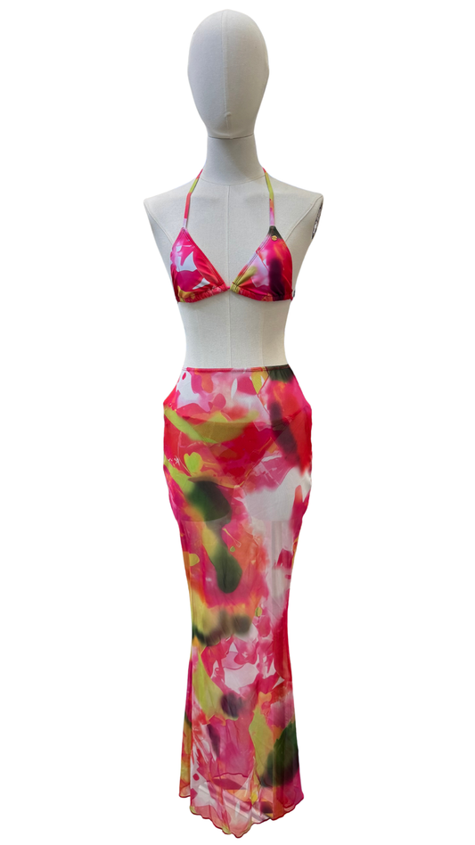 Set bikini estampado + pareo largo