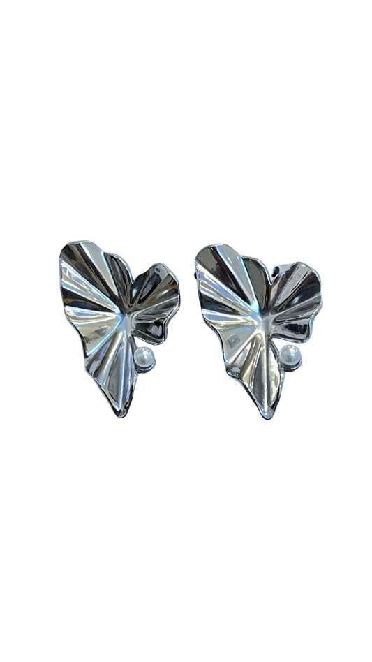 Aretes hoja aperlada