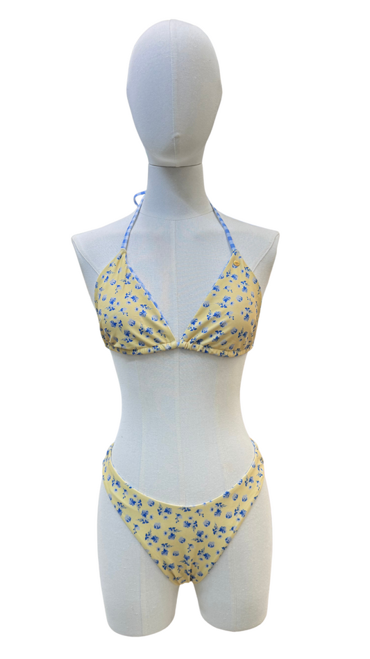 Set bikini doble vista florecitas y cuadros