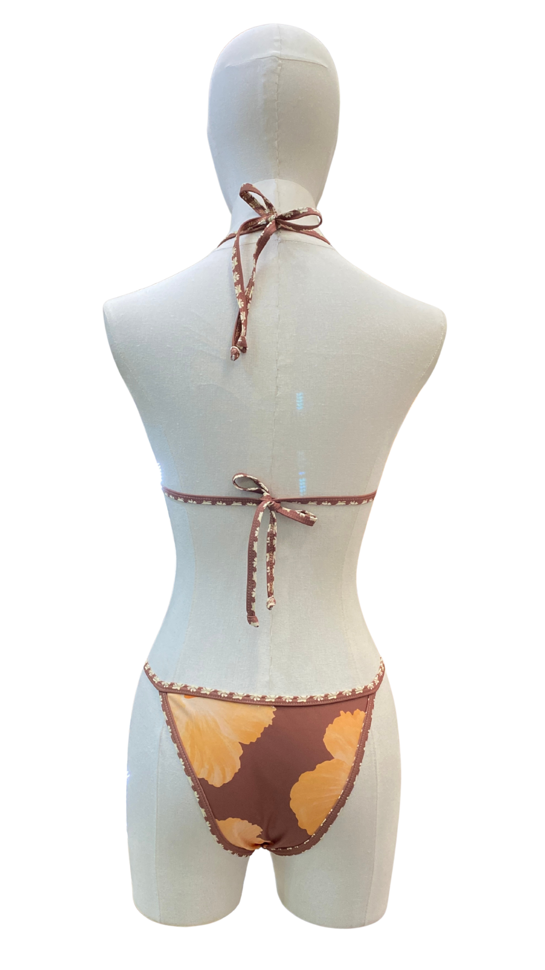 Set bikini estampado tropical tonos cafés