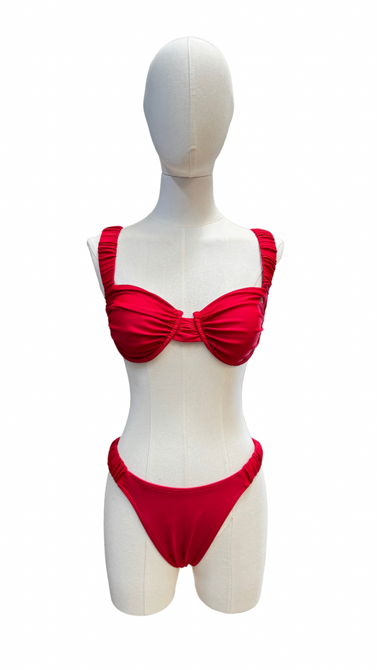 Set bikini con tirantes fruncidos