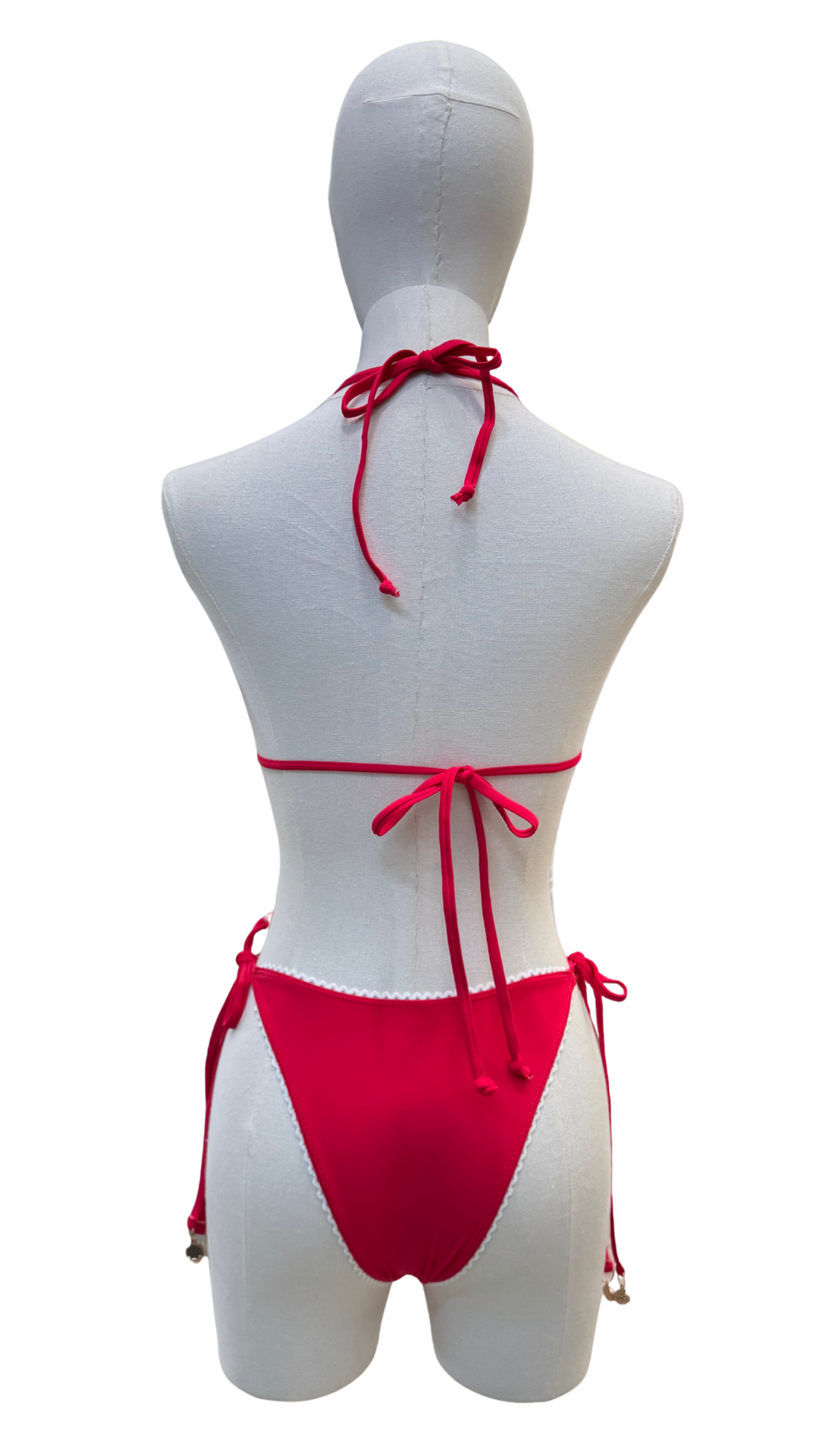 Set bikini ajustable con detalles de encaje