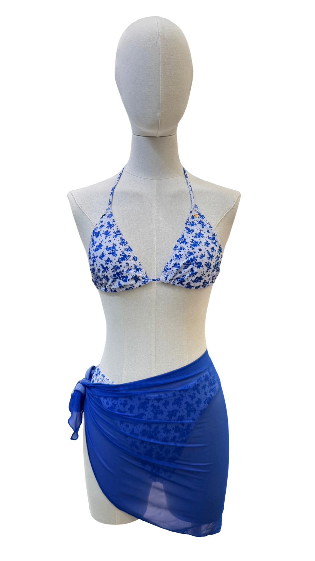 Set bikini estampado de florecitas + pareo corto