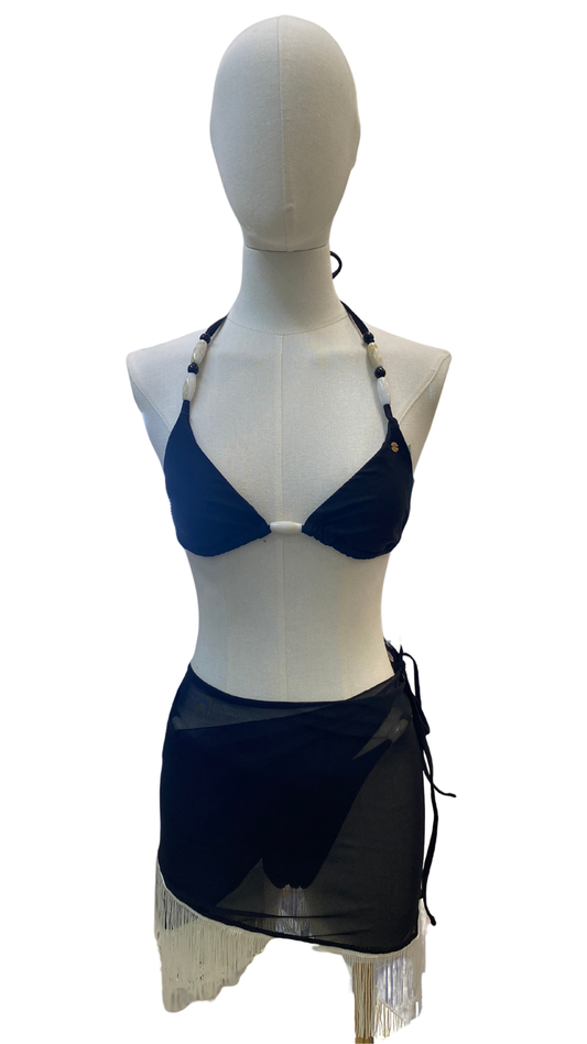 Set bikini con cuentas + pareo corto con flecos